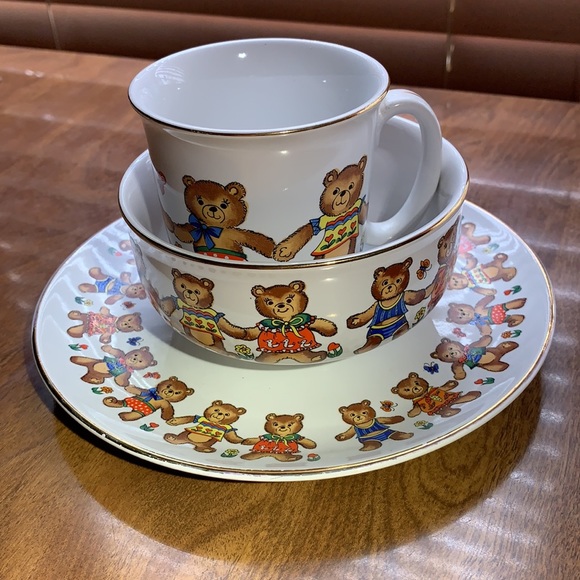 Vintage Kids Teddy Bear plate bowl cup set Child’s stone we are serving set 1985 - Picture 2 of 15